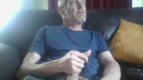 bloody52 online show from January 14, 3:17 pm