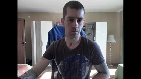 Runaway online show from February 13, 8:48 am