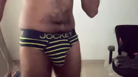 Snapshot of blue_streak3290 chatting on January 1, 11:05 am blue_streak3290 online show from January 1, 11:05 am