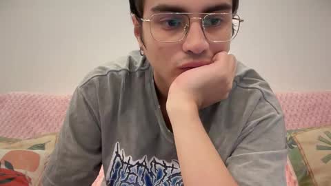 Daan online show from February 10, 2:16 am