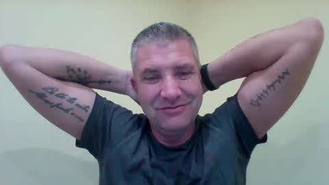 blueiceman5 online show from December 10, 3:44 pm