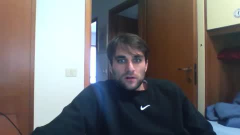 bluejoee online show from December 4, 10:55 am