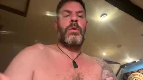 Snapshot of blueylouie8383 chatting on September 25, 2:21 am Blueyloey online show from September 25, 2:21 am