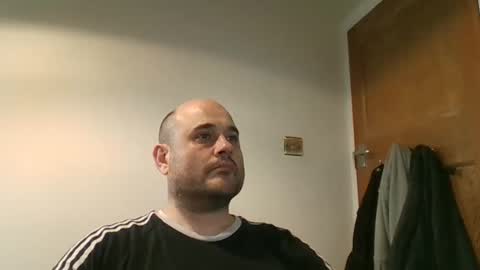 Snapshot of bobabator chatting on October 13, 2:56 pm bobabator online show from October 13, 2:56 pm