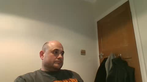 Snapshot of bobabator chatting on January 26, 12:26 am bobabator online show from January 26, 12:26 am