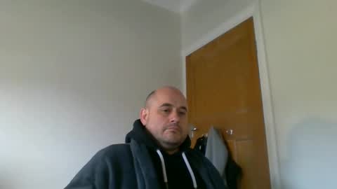 Snapshot of bobabator chatting on March 5, 12:00 pm bobabator online show from March 5, 12:00 pm