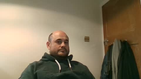 Snapshot of bobabator chatting on September 21, 10:21 pm bobabator online show from September 21, 10:21 pm