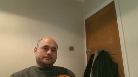 Snapshot of bobabator chatting on February 20, 4:57 pm bobabator online show from February 20, 4:57 pm