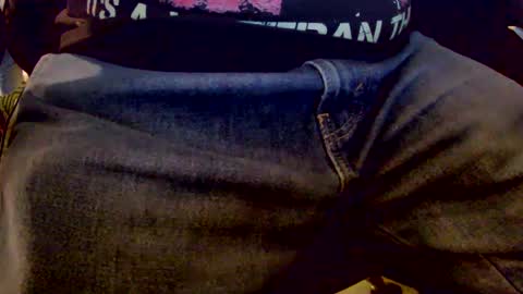 bobbie420_ online show from January 13, 3:23 am