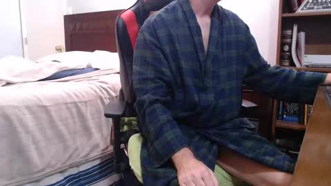 Snapshot of bobh1266 chatting on October 14, 10:55 am bobh1266 online show from October 14, 10:55 am