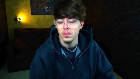 BodhiHayes online show from March 24, 5:12 am