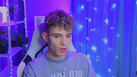 GARYALEXPVT IS OPEN online show from January 17, 6:03 pm