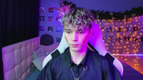 GARYALEXPVT IS OPEN online show from December 31, 4:27 am