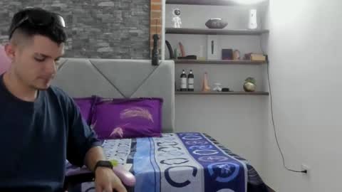 booyhott_ online show from January 5, 7:39 pm