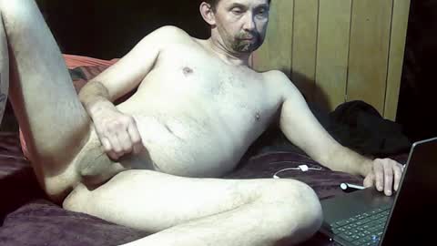 Snapshot of boredcuriousman chatting on December 22, 12:27 pm onegiven atbirth online show from December 22, 12:27 pm