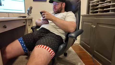 Boredhorndog online show from October 8, 1:48 pm