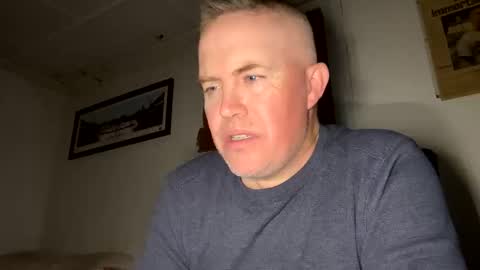 bostonirish45 online show from November 30, 5:53 am