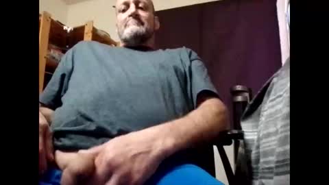 bottomfeederforyou2 online show from February 24, 6:08 pm