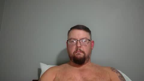 bowtieguy84 online show from November 29, 3:08 am