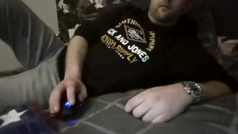 Snapshot of boy27weert chatting on January 1, 7:32 pm Nope online show from January 1, 7:32 pm