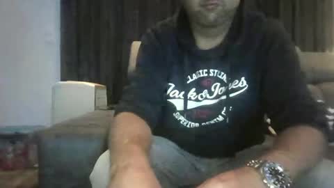 Snapshot of boy27weert chatting on September 10, 9:57 pm Nope online show from September 10, 9:57 pm