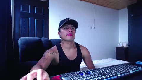 boy_nauthy online show from January 18, 8:55 pm