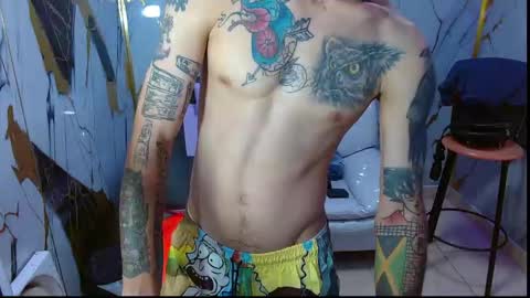 boy_tatto77 online show from February 24, 7:47 pm