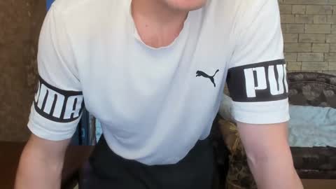 Snapshot of boyapollon chatting on January 5, 11:04 am BoyApollon online show from January 5, 11:04 am