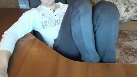 Snapshot of boyapollon chatting on December 24, 9:06 am BoyApollon online show from December 24, 9:06 am