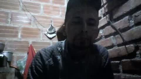 Snapshot of boycumlatino21 chatting on December 8, 3:43 am Boy online show from December 8, 3:43 am