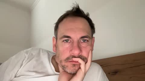 boytoyhh online show from February 18, 11:41 am