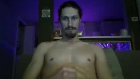 boytoy1414 online show from April 8, 3:18 am