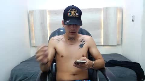 MAX online show from January 30, 2:16 am