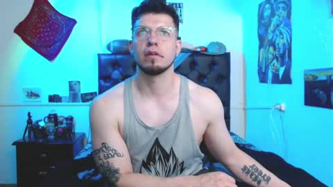 Snapshot of brad_hot_boy chatting on December 3, 4:02 am brad hot boy online show from December 3, 4:02 am