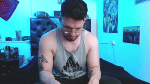 Snapshot of brad_hot_boy chatting on December 2, 5:57 pm brad hot boy online show from December 2, 5:57 pm