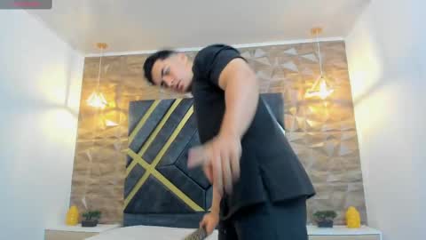 brad summer online show from March 11, 5:13 pm