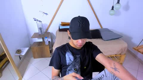 B R A N D online show from October 7, 2:54 pm