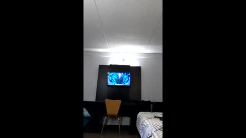 brandonsmile648 online show from April 12, 10:32 pm