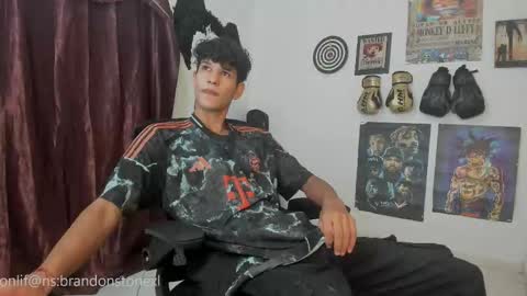 Brandon Stone online show from October 1, 6:56 pm