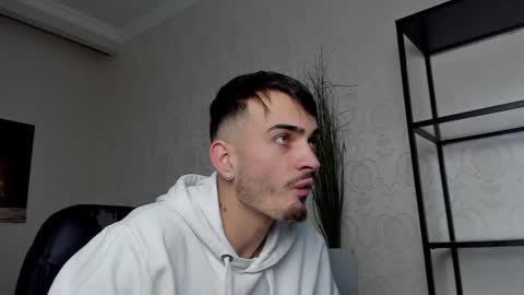 BrandonTateX online show from January 18, 1:40 pm