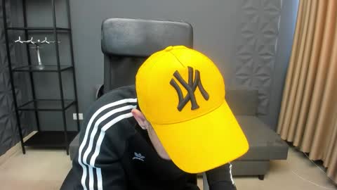 BrandonTateX online show from October 13, 10:54 am