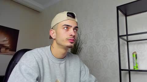 BrandonTateX online show from January 7, 11:54 am