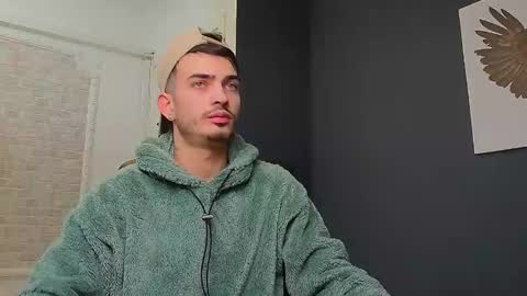 BrandonTateX online show from January 17, 11:49 am