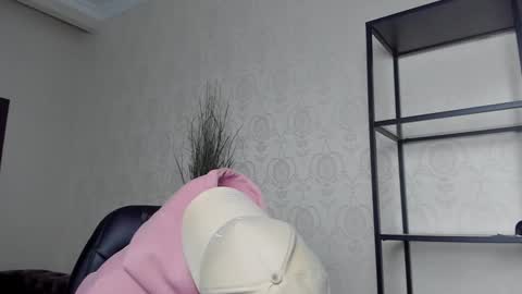 BrandonTateX online show from December 5, 1:38 pm