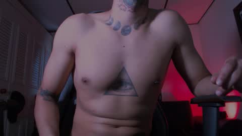 brasi_ online show from October 10, 5:18 pm