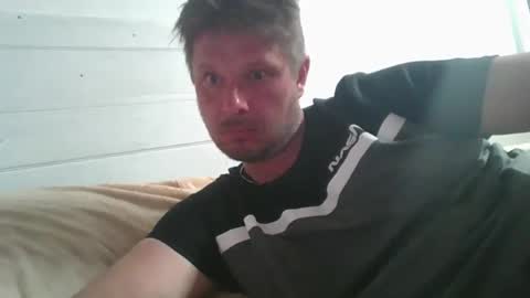 brbbrbee online show from May 24, 10:05 pm
