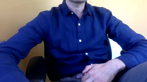 breilaxiest online show from April 24, 10:06 am