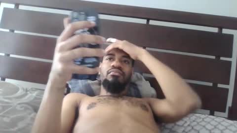 Snapshot of briankone97 chatting on February 13, 3:35 pm BRIANKONE97 online show from February 13, 3:35 pm