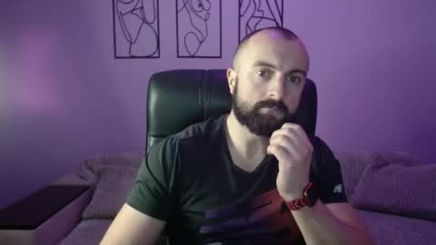 brindlefly69 online show from October 27, 11:56 am