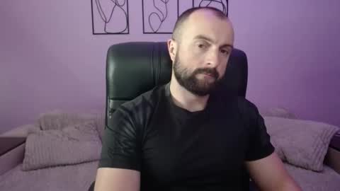 brindlefly69 online show from May 29, 10:36 am